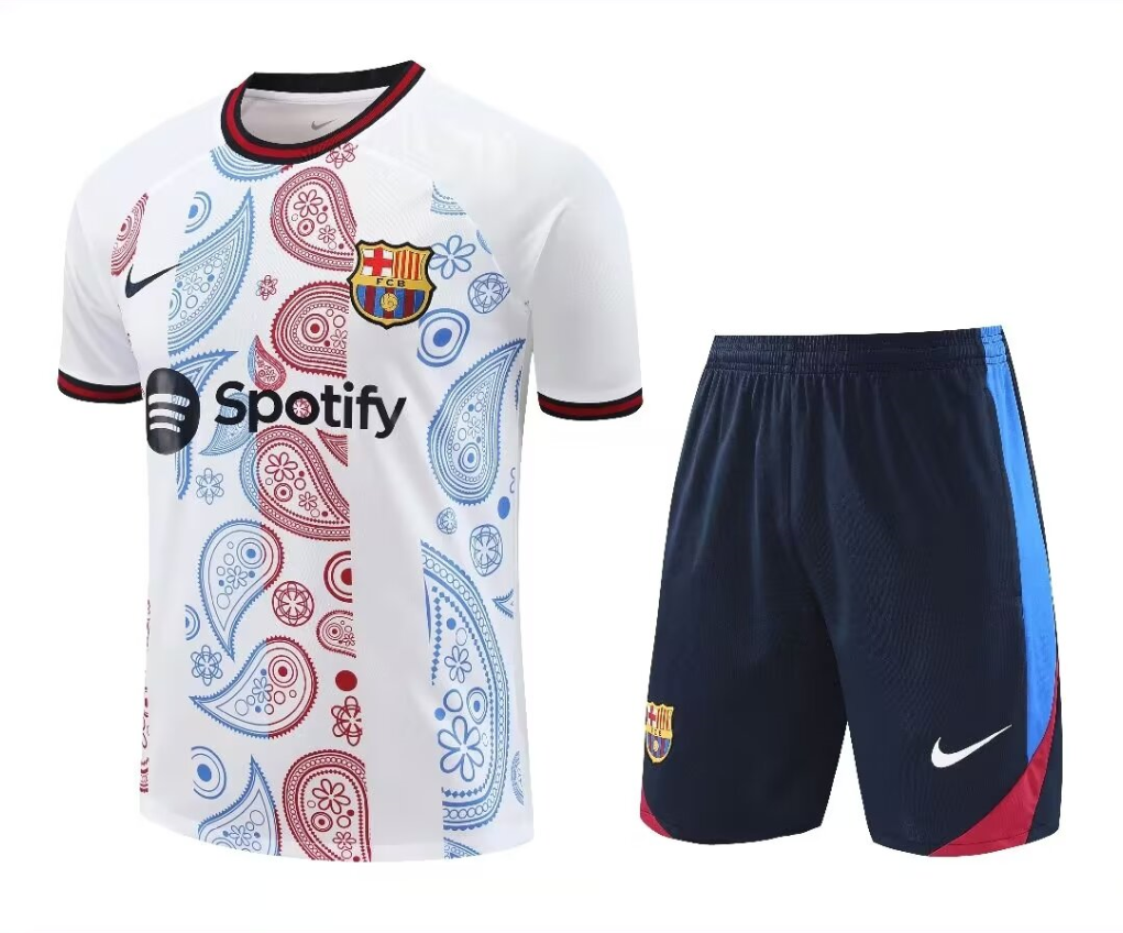 TRAINING FC BARCELONE 2024/2025